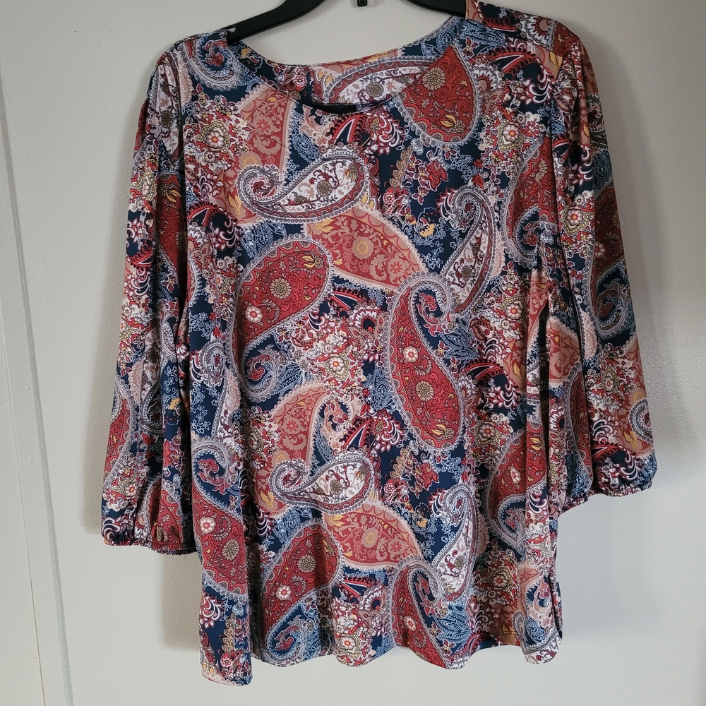 Elegant Paisley Women's Blouse in Red and Blue